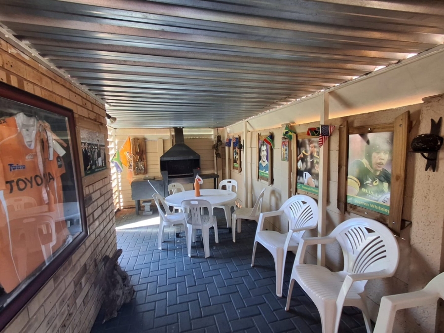 2 Bedroom Property for Sale in Fleurdal Free State